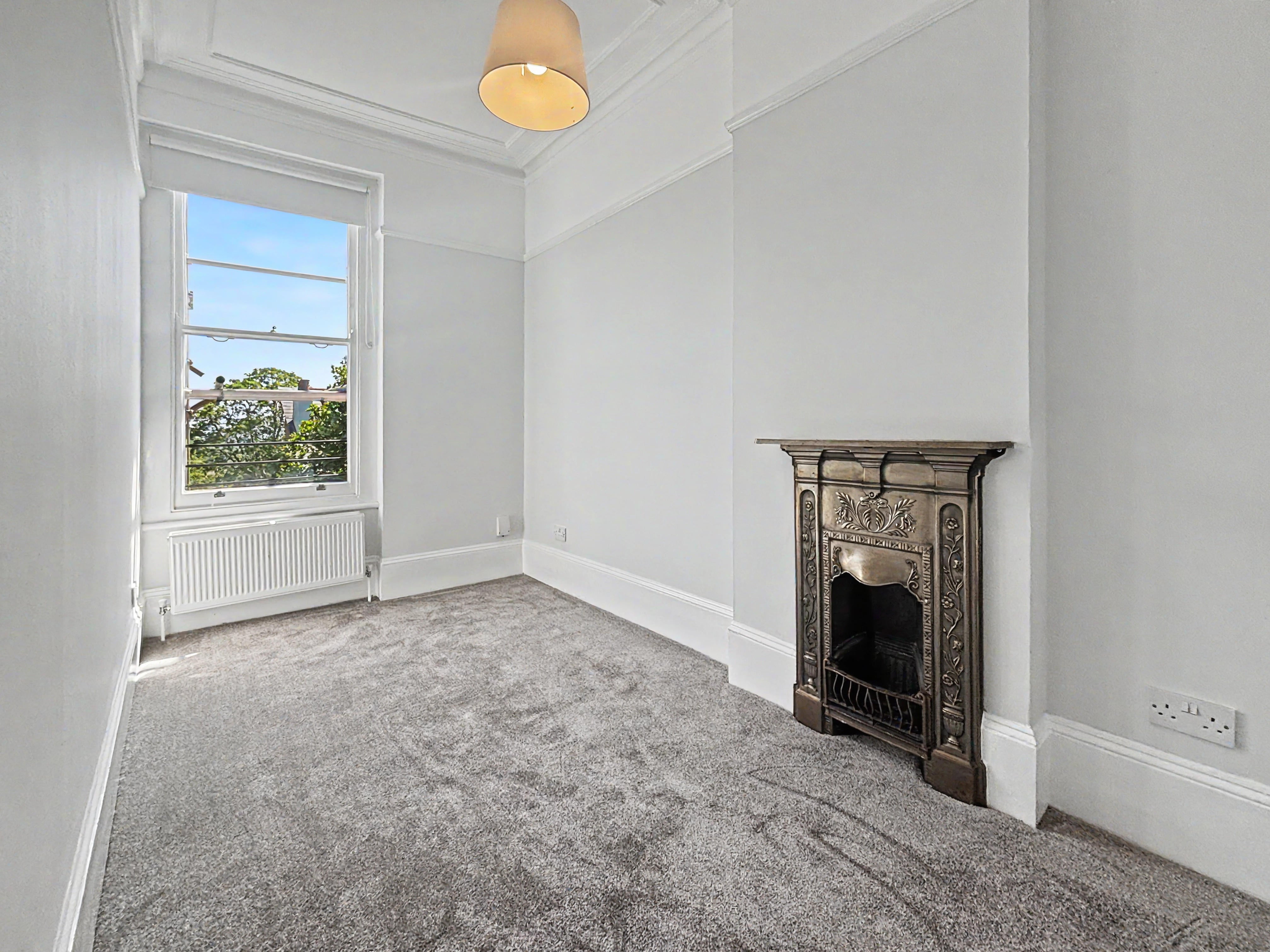 Flat Muswell Hill Road in Greater London