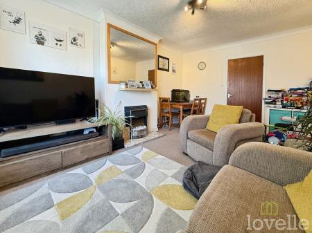 House Regents Park Close in North Kesteven