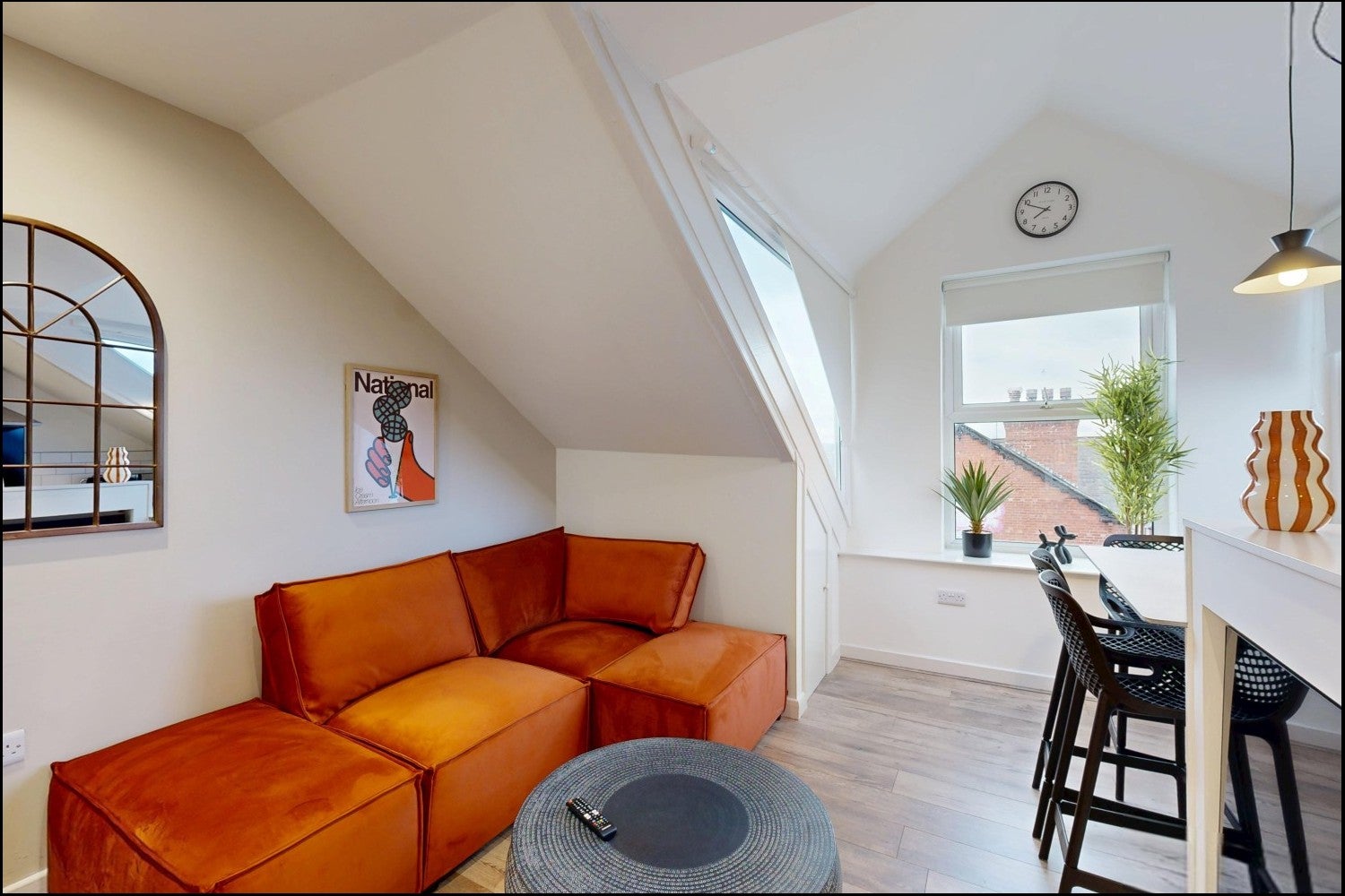 Flat Chestnut Avenue in Leeds