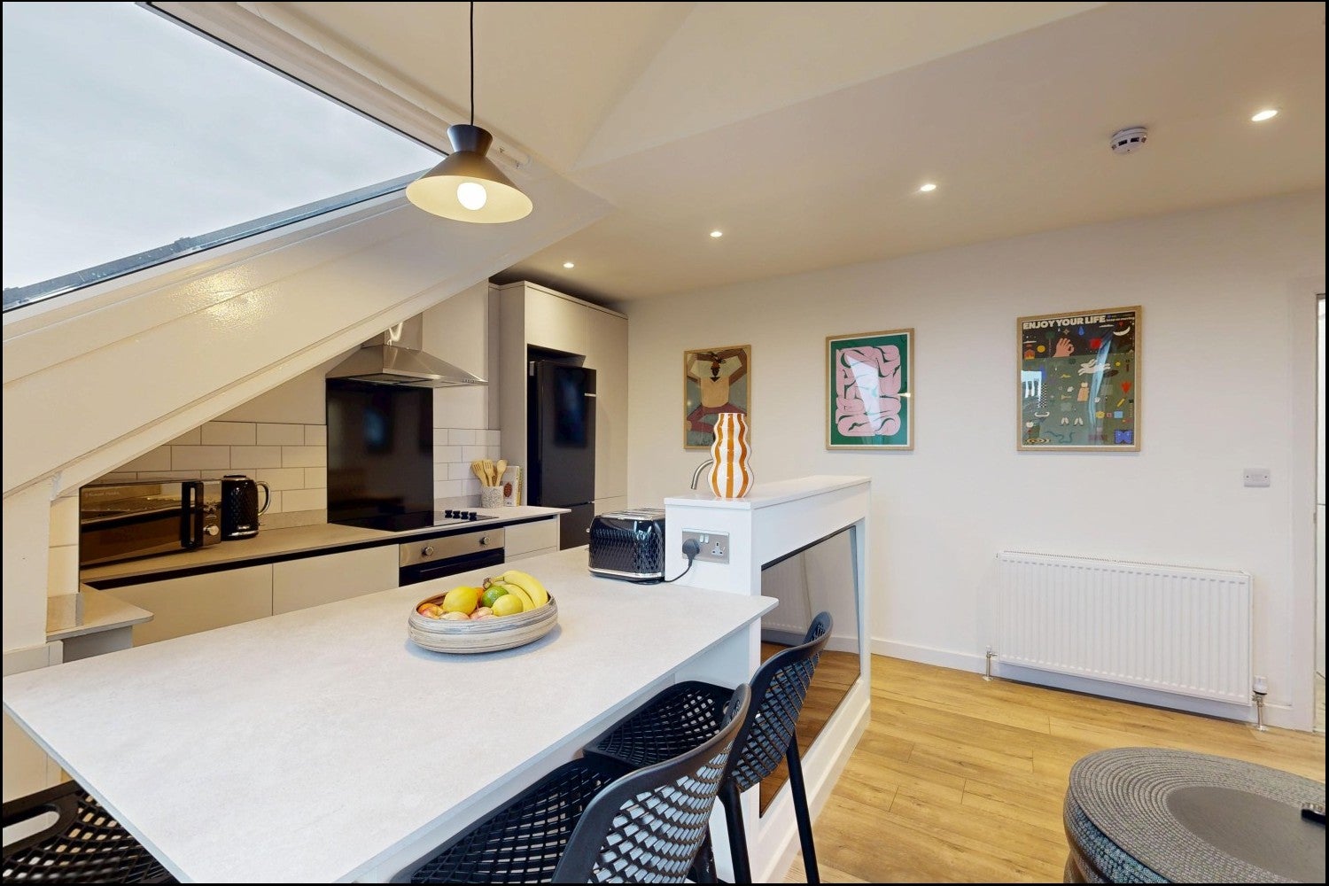 Flat Chestnut Avenue in Leeds
