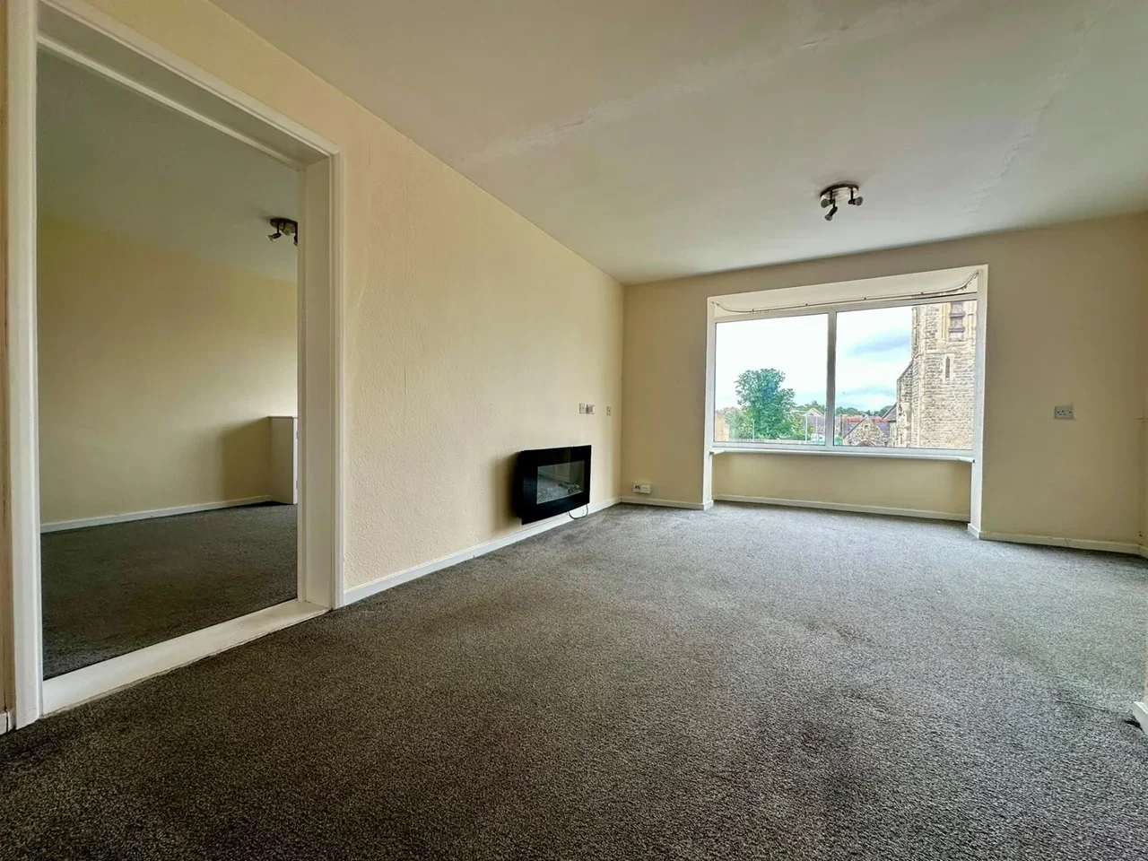 Flat West Street in Borough of Swale
