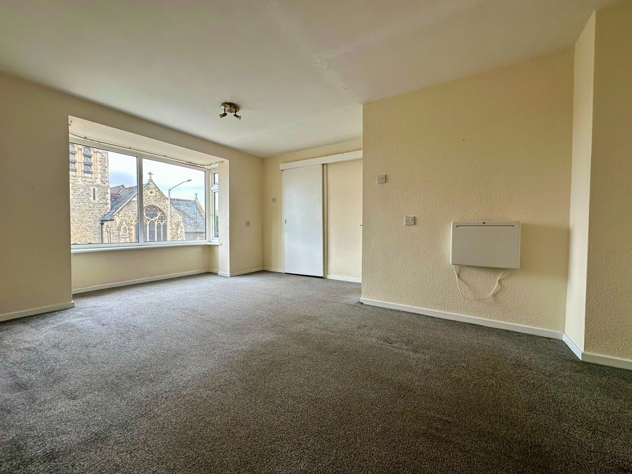 Flat West Street in Borough of Swale