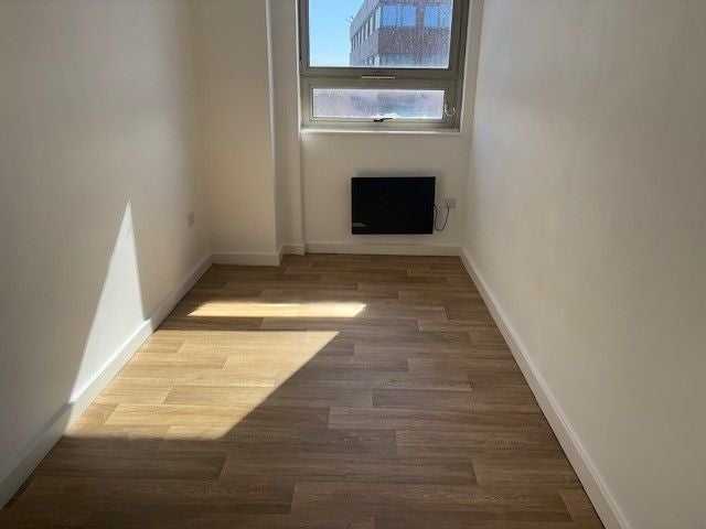 Flat Stuart Street in Luton