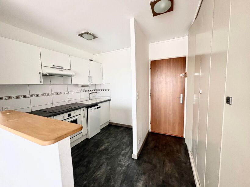Appartement Place Drouet d'Erlon à Reims
