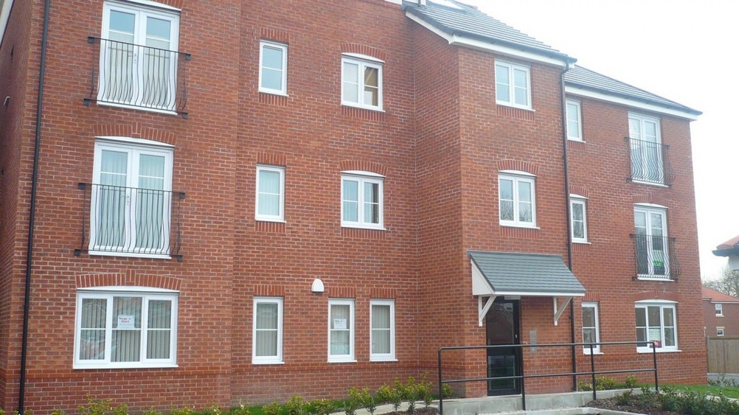 Flat Saint Michael's Road in Widnes