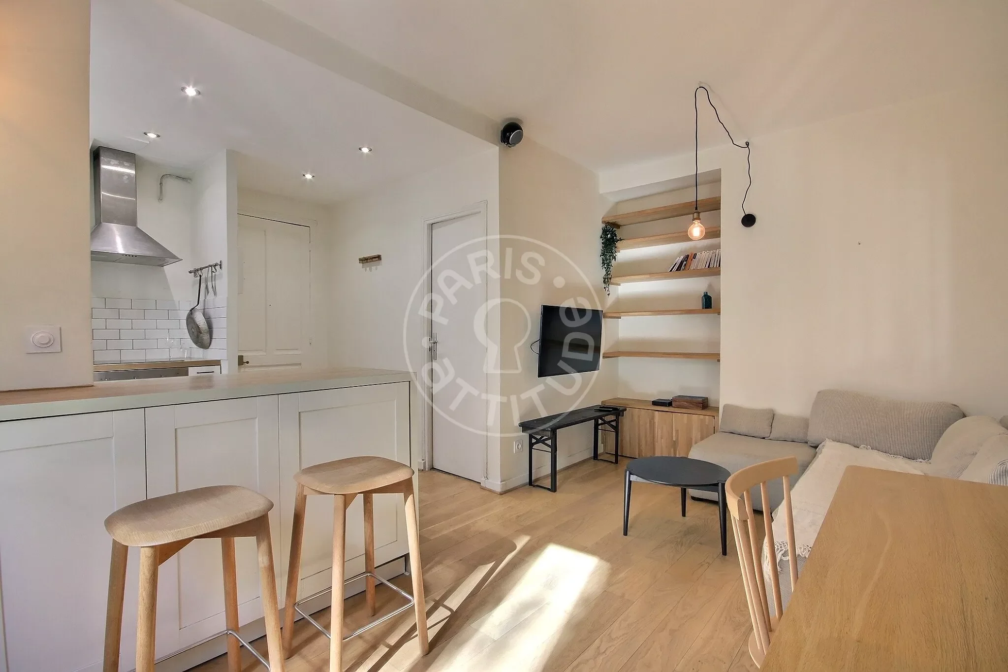 Appartement Rue des Saules à Paris