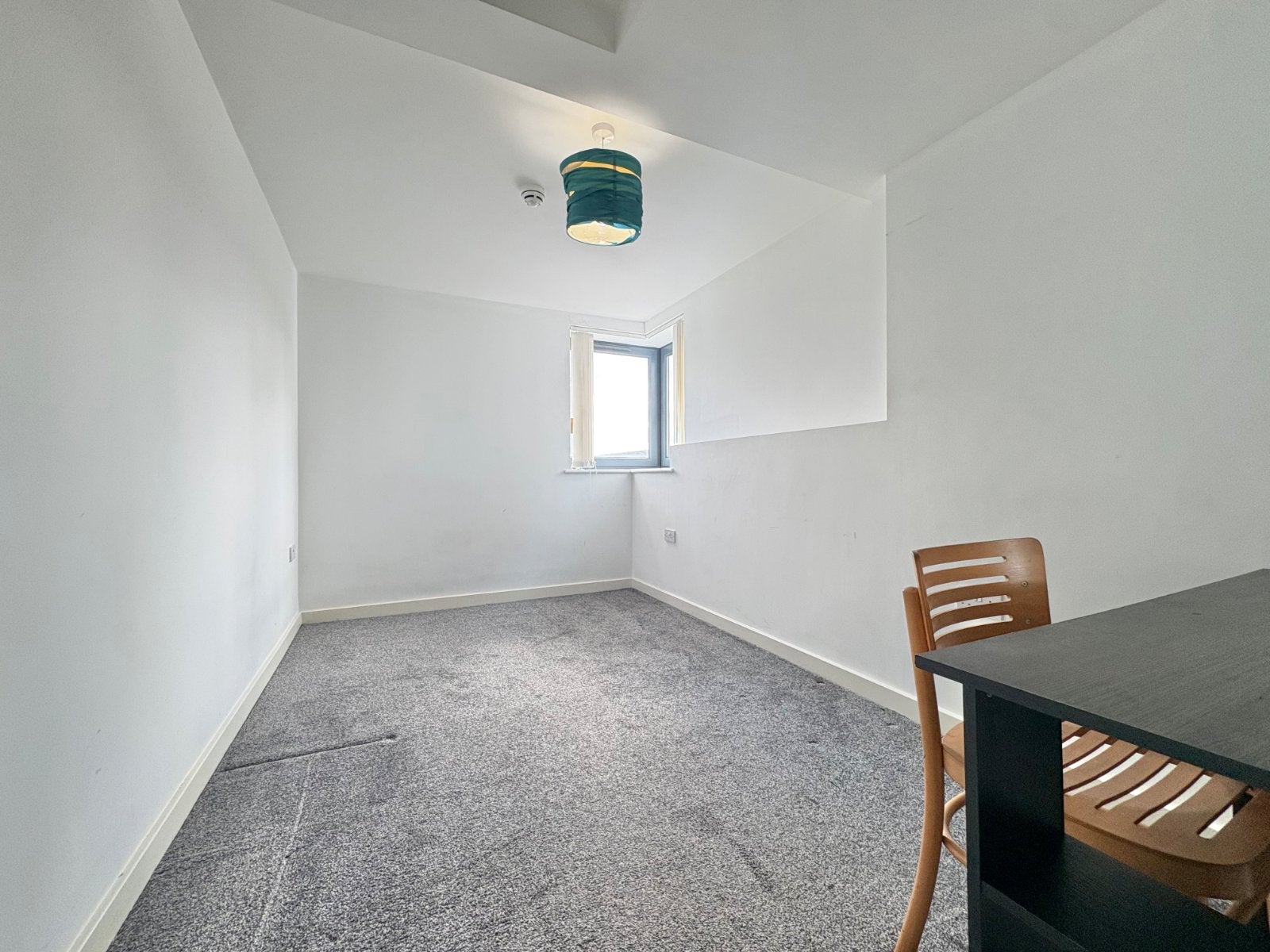 Flat Beeston Road in Leeds