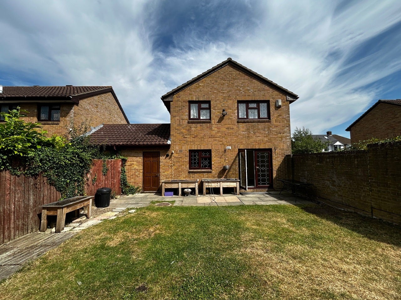 House Chapel Farm Road in Greater London