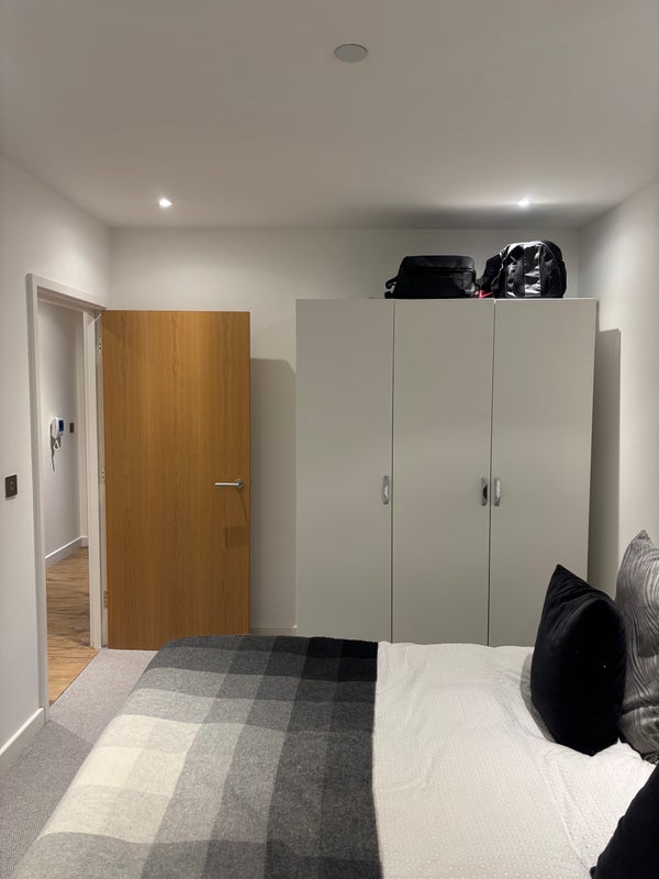 Flat Danson Mews in Greater London