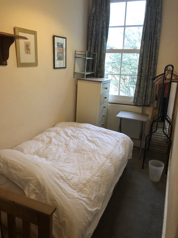 Room Anselm Road in Greater London