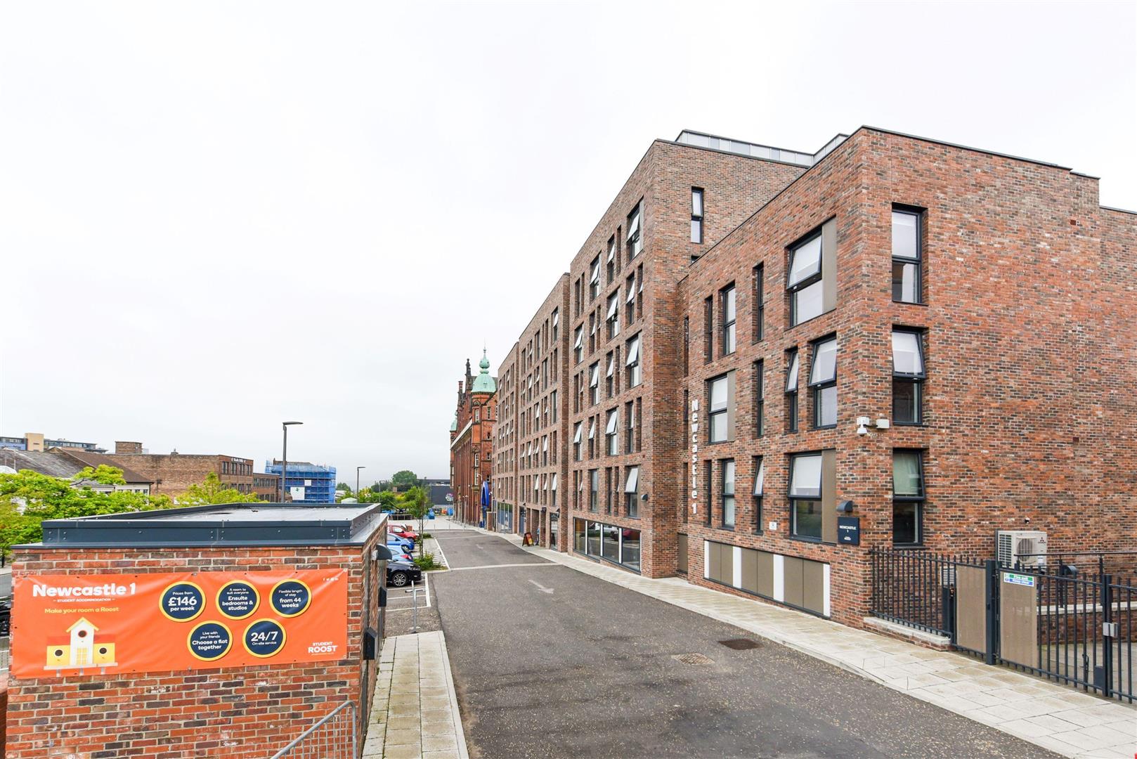 Flat Blandford Square in Newcastle upon Tyne