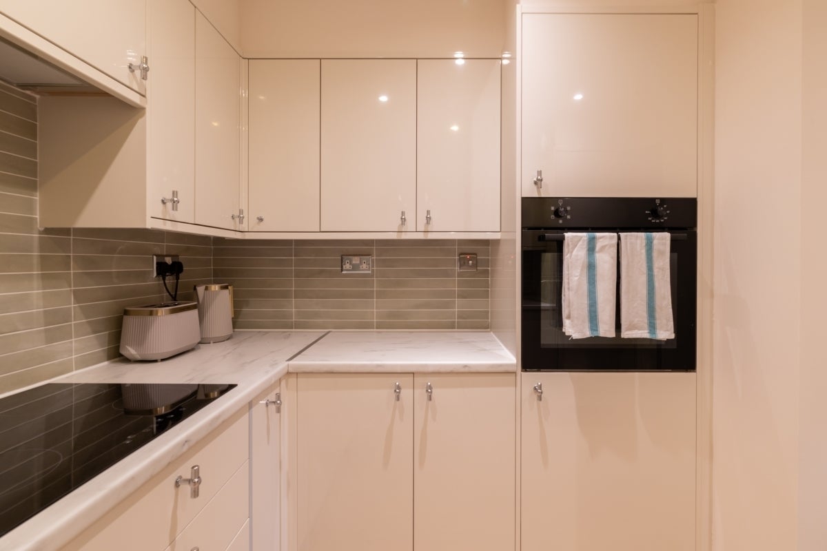 Flat Millharbour in Greater London