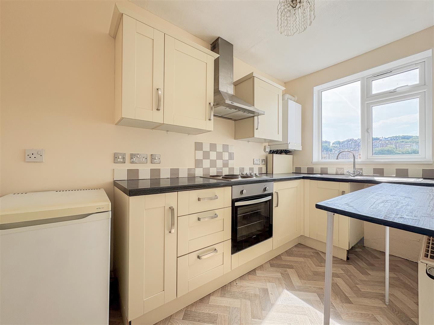 Flat Earl Street in St Leonards