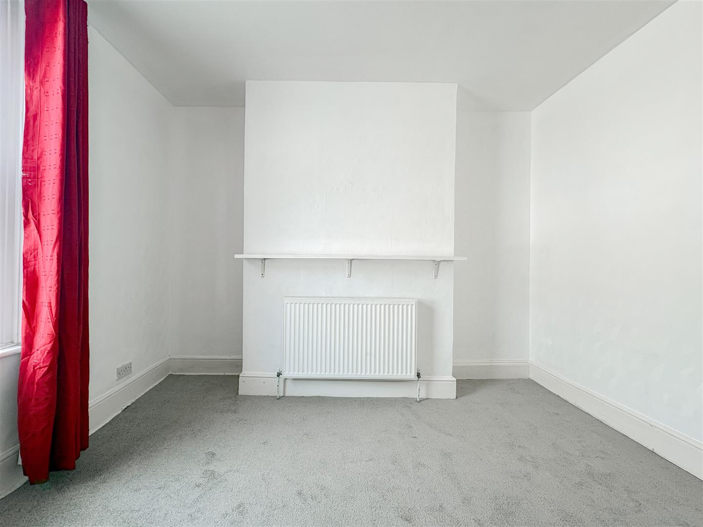Flat Earl Street in St Leonards