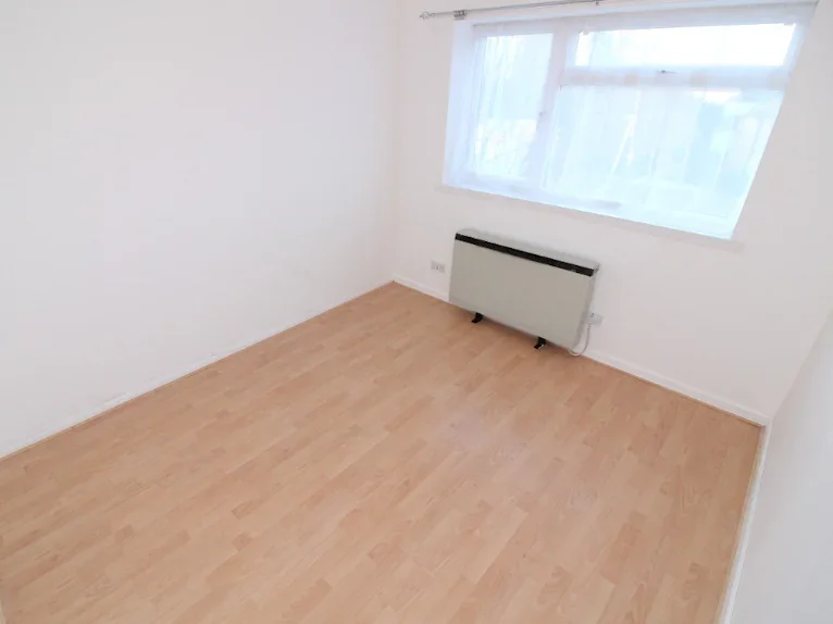 Flat Shinfield Road in Reading