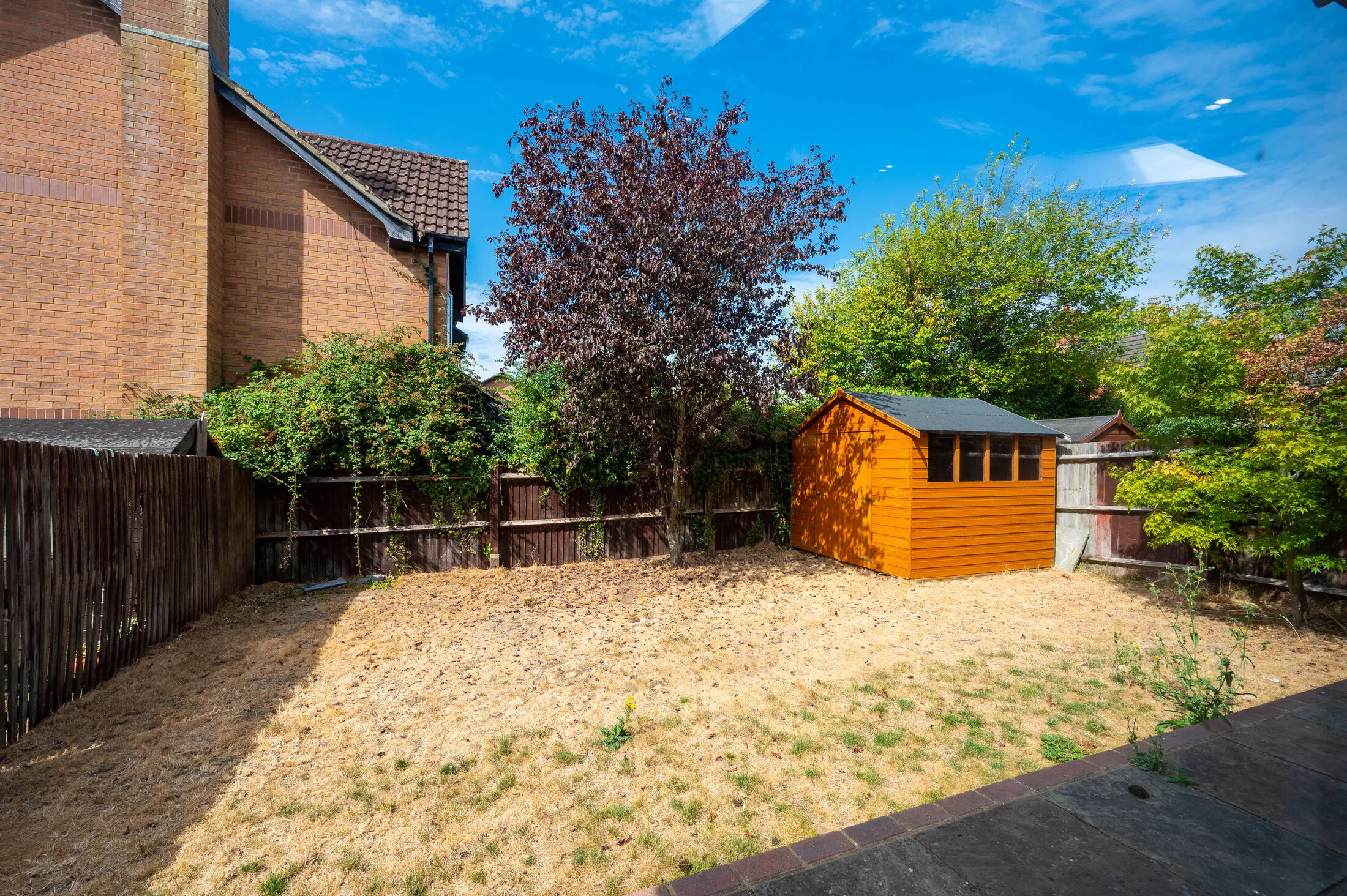 House Fenns Lane in Surrey Heath