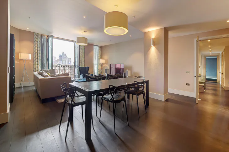Flat Victoria Street in City of Westminster