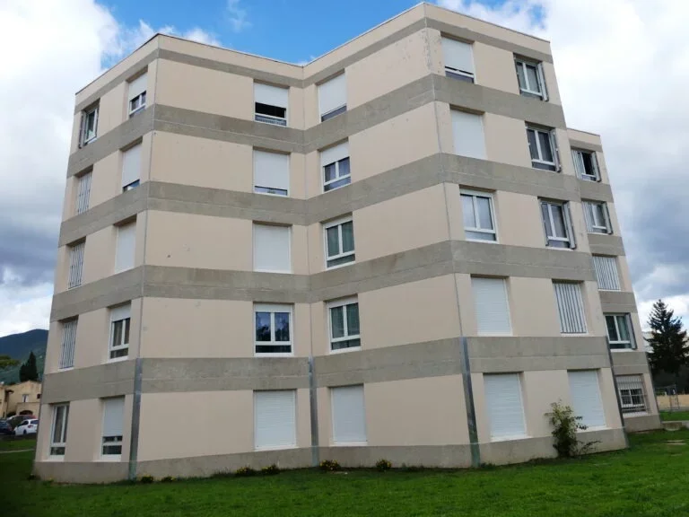 Appartement Place de Sauve à Nyons
