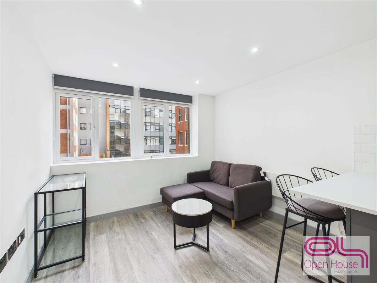 Flat Winckley Square in Preston