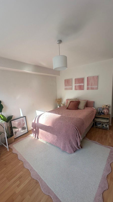 Room Massingberd Way in Greater London