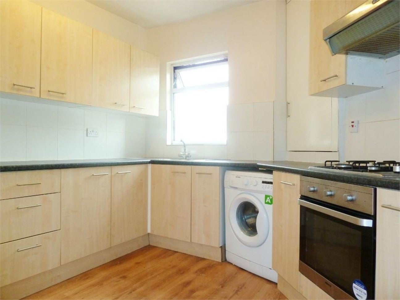 Flat Battersea High Street in Greater London