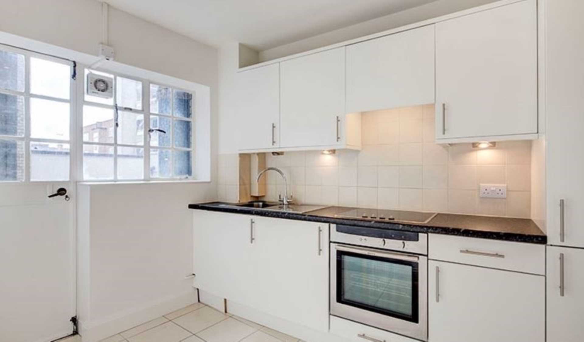 Flat Fulham Road in Greater London