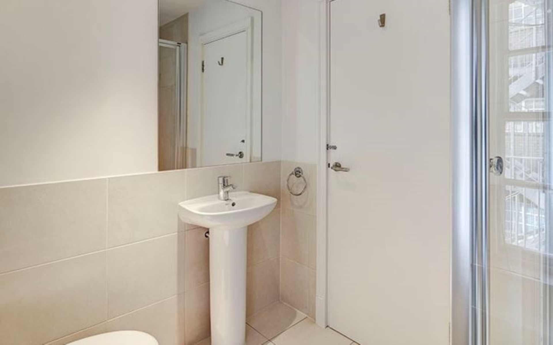 Flat Fulham Road in Greater London