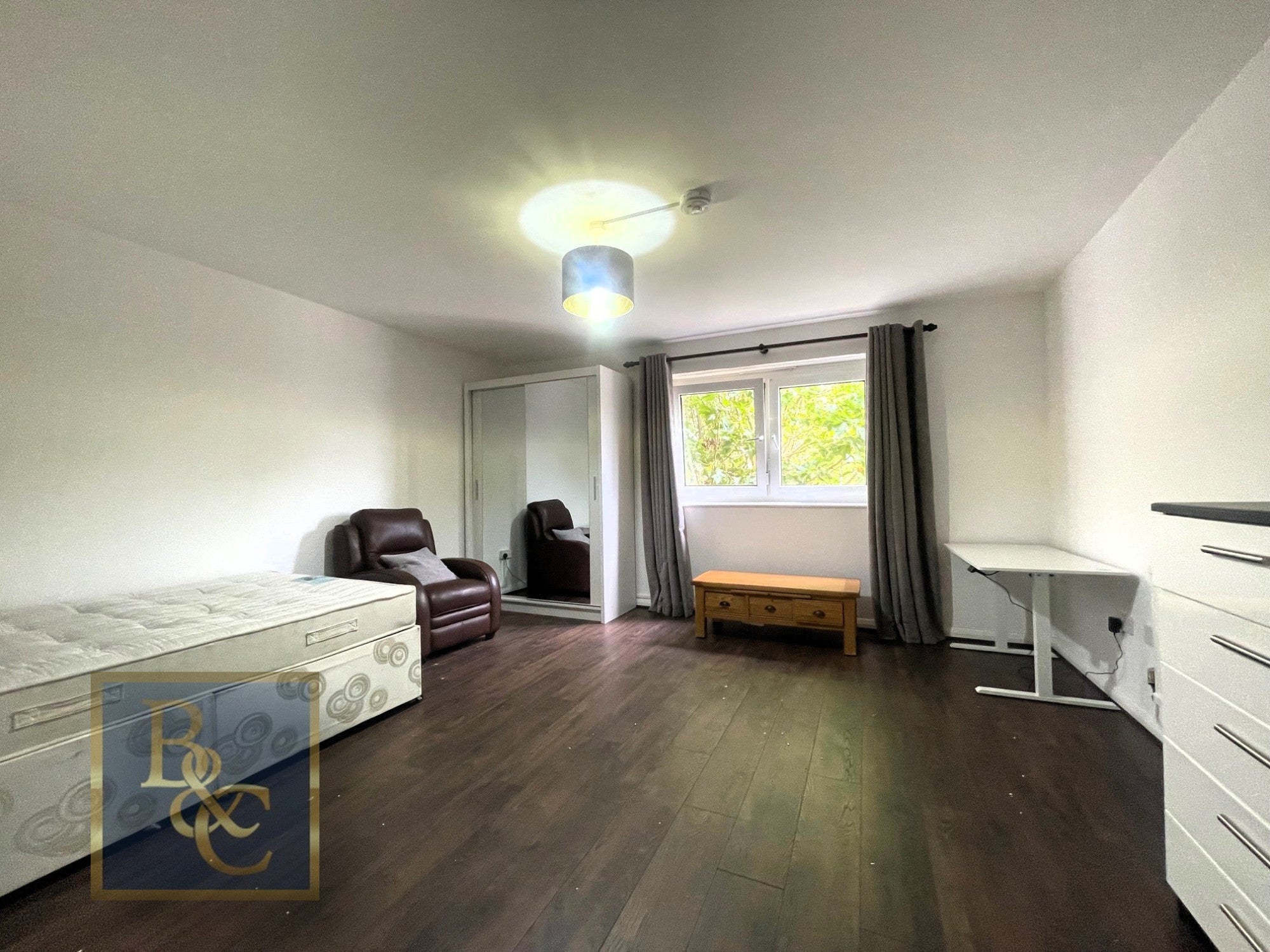 Flat Barnby Street in Greater London