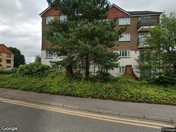 Flat St Anne's Drive in Reigate and Banstead