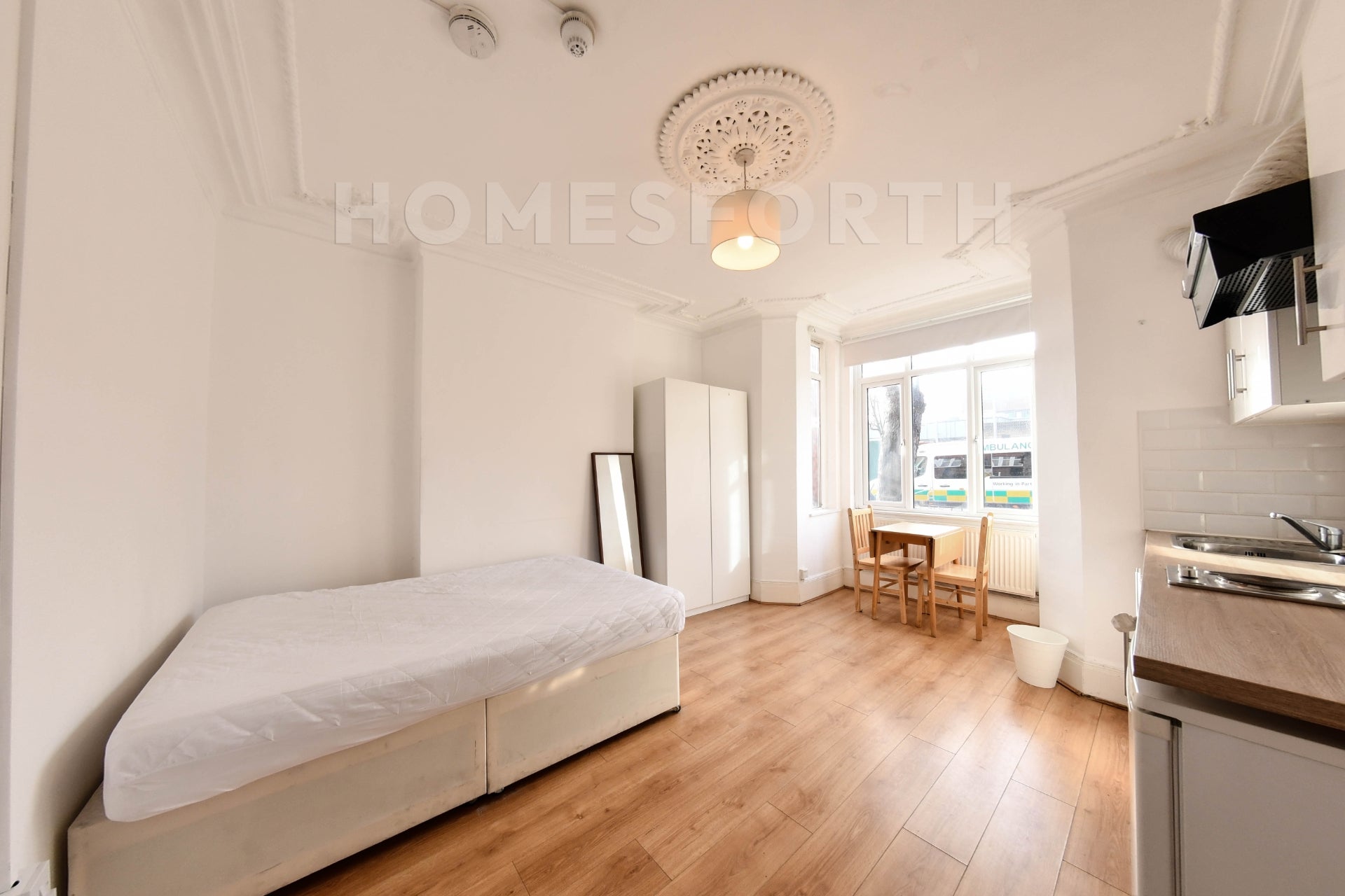 Room Agincourt Road in Greater London