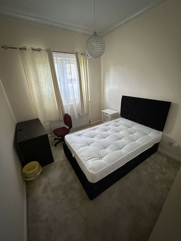 Room Kelvinhaugh Street in Glasgow