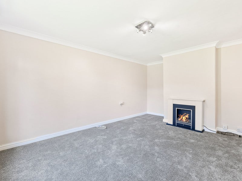 House Perrylands in Mole Valley