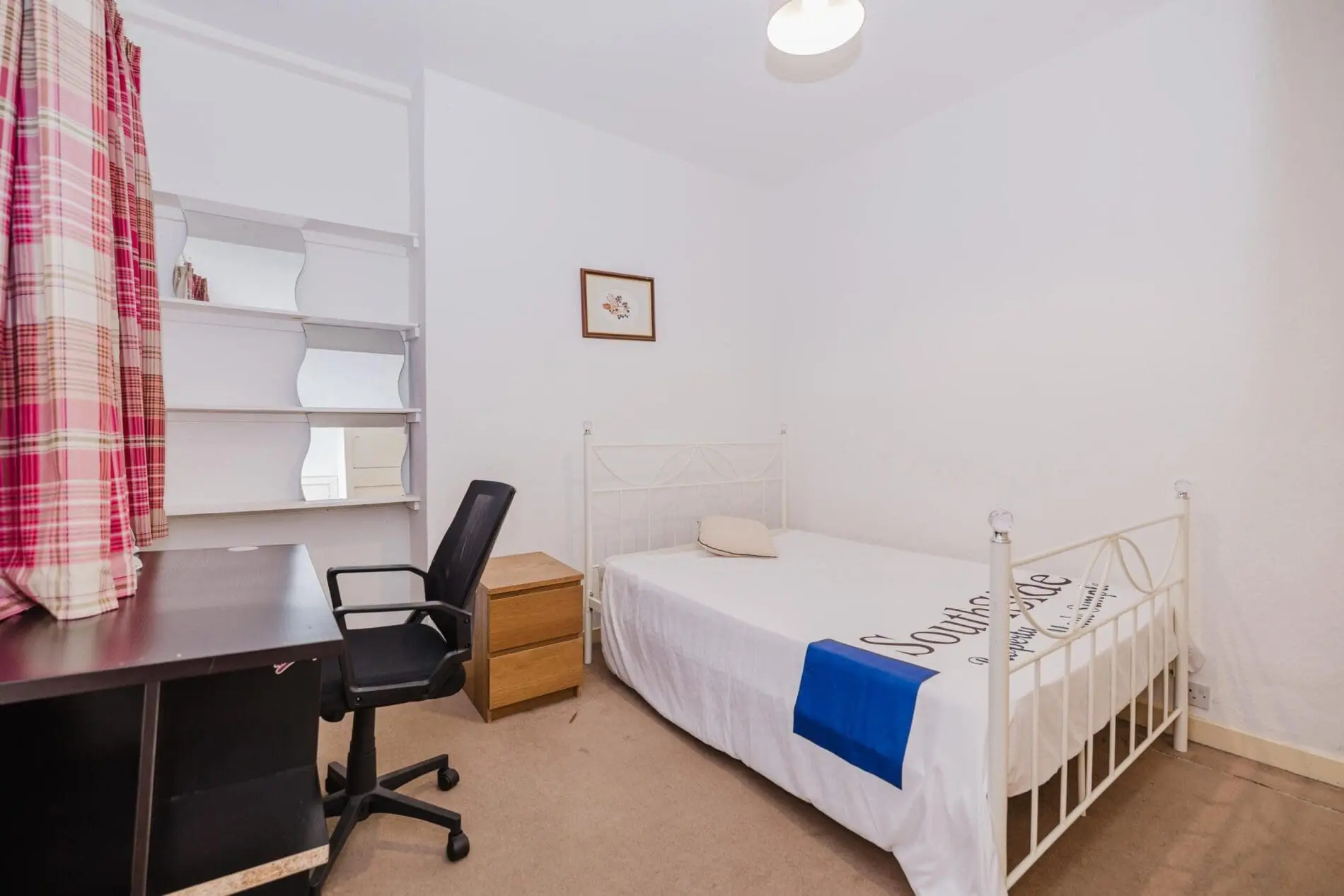 Flat Rose Street in City of Edinburgh