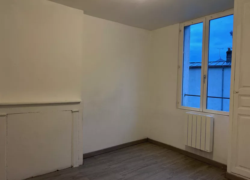 Appartement Place Aristide Briand à Château-Renault