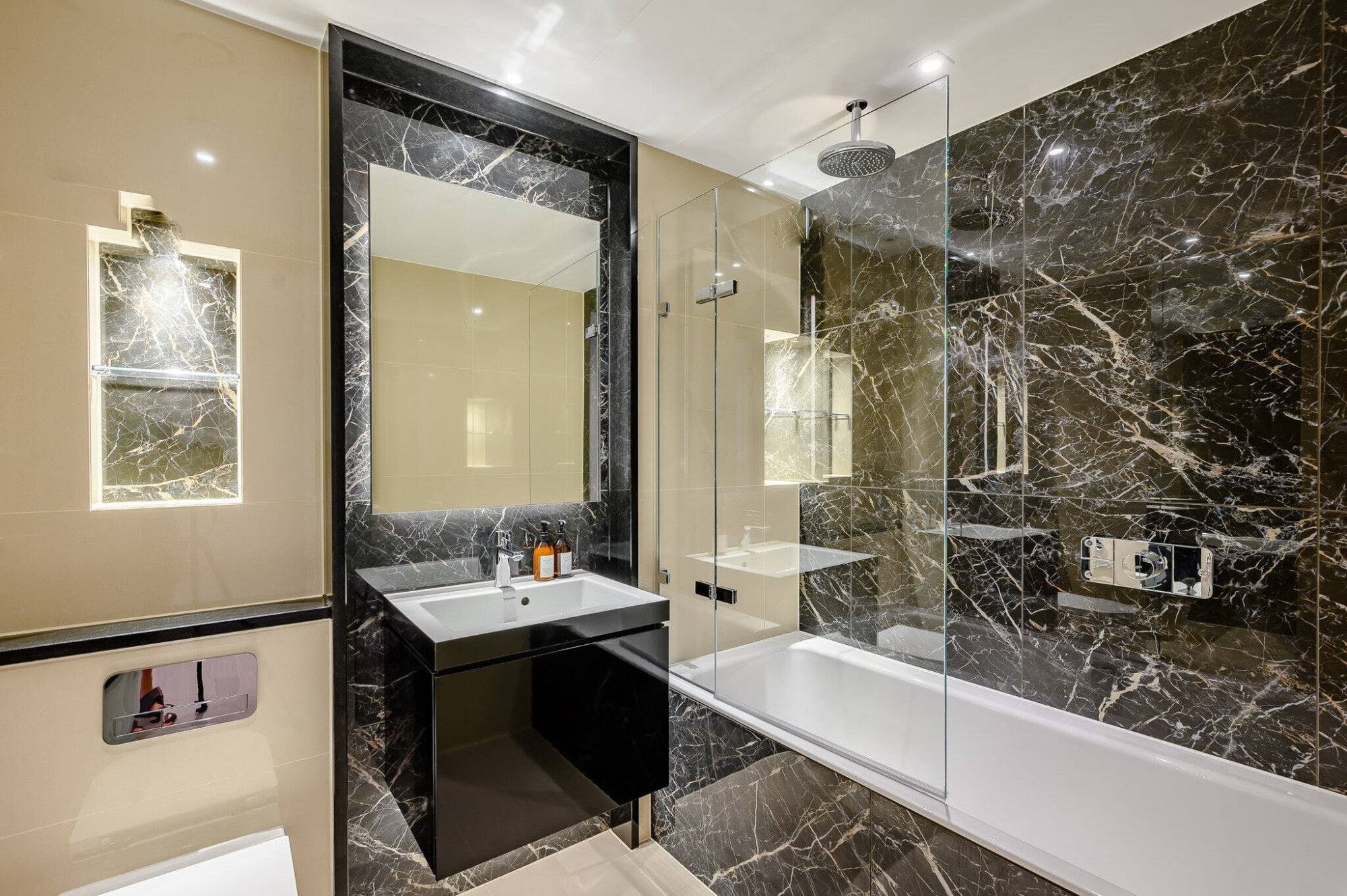 Flat Edgware Road in City of Westminster