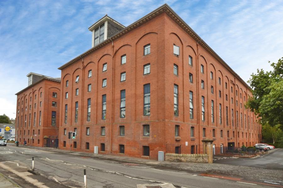 Flat Appin Street in City of Edinburgh
