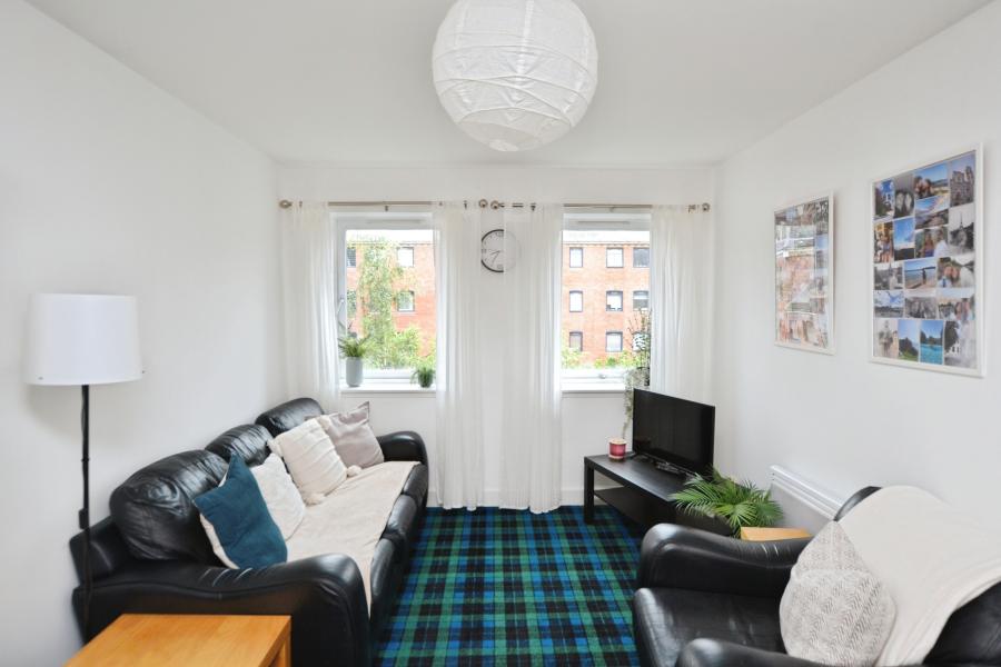 Flat Appin Street in City of Edinburgh