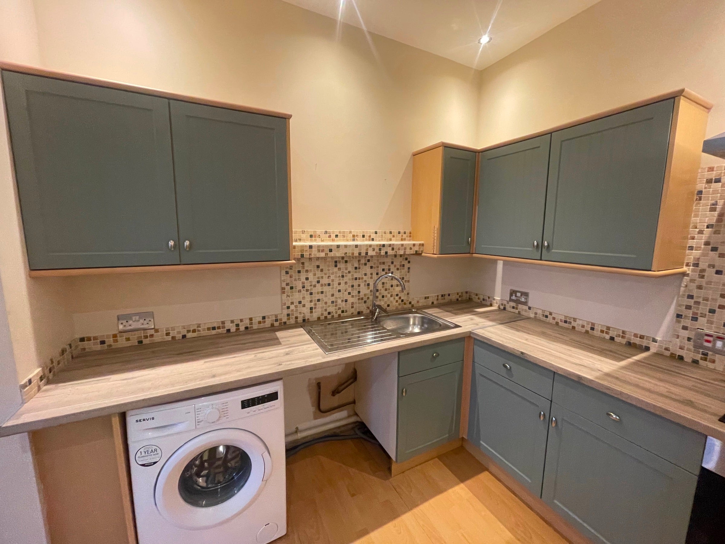 Flat Edward Street in Ynysmeudwy