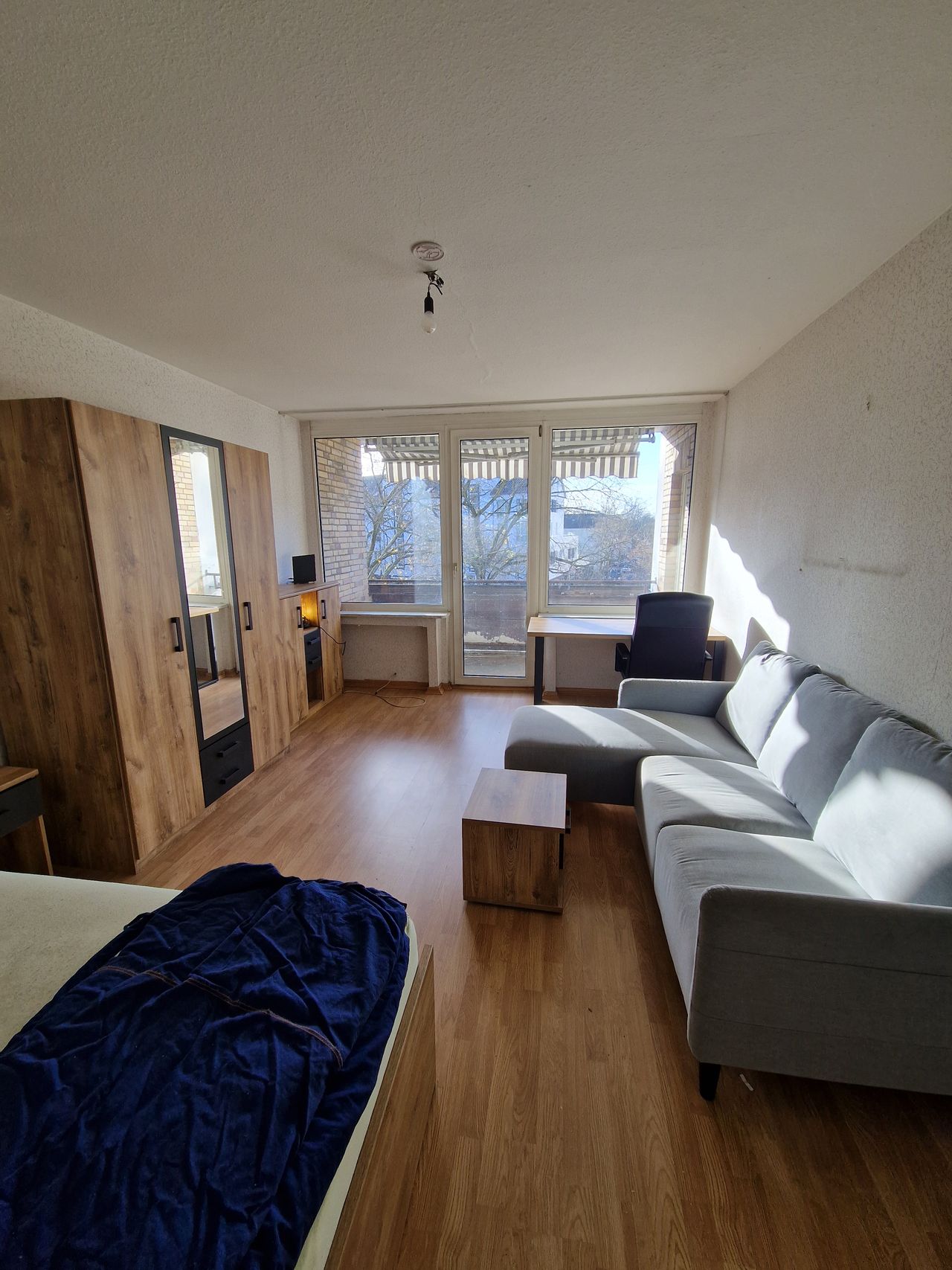 Zimmer Reisholzer Straße in Düsseldorf