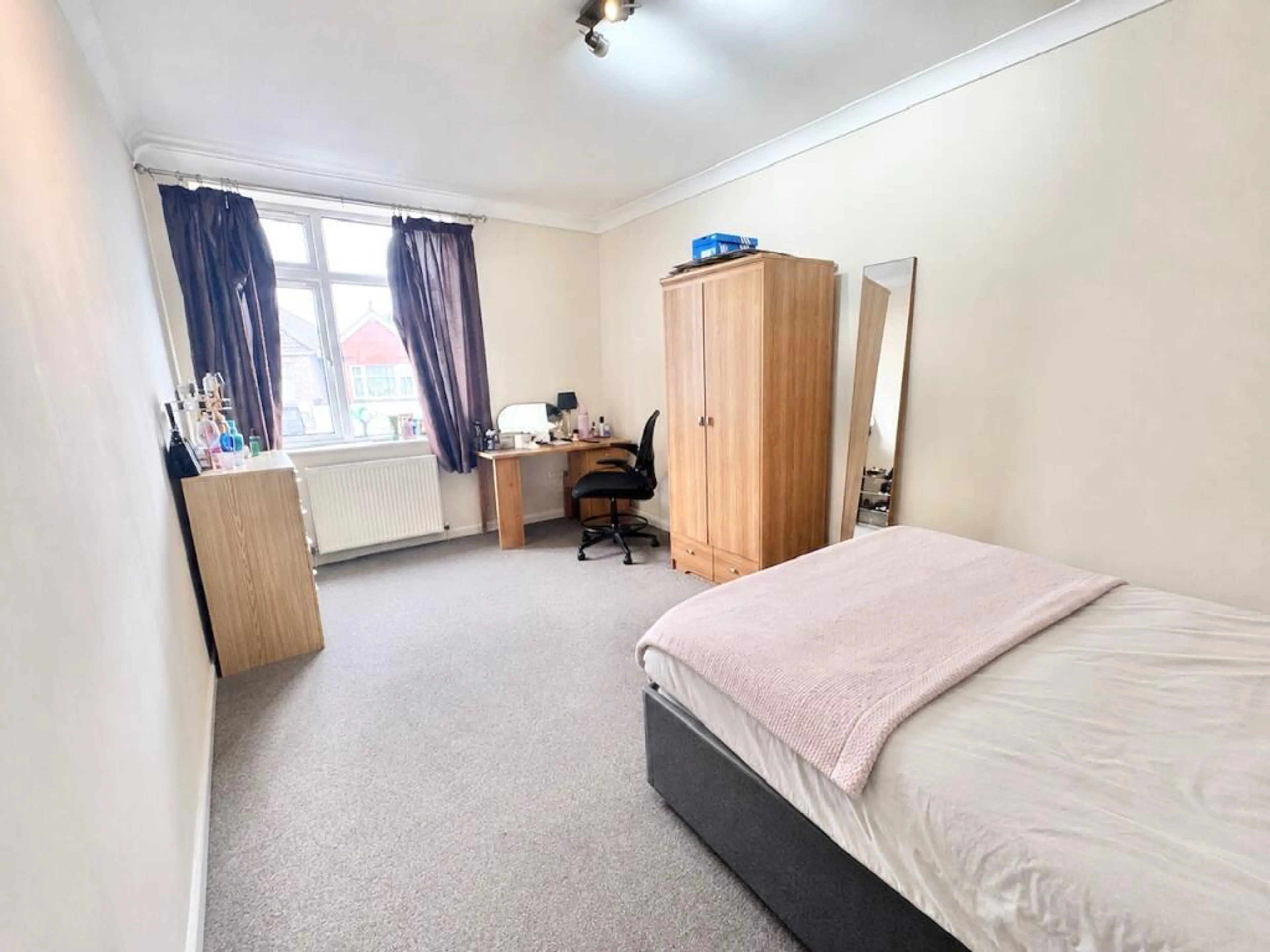 Flat Wimborne Road in Bournemouth