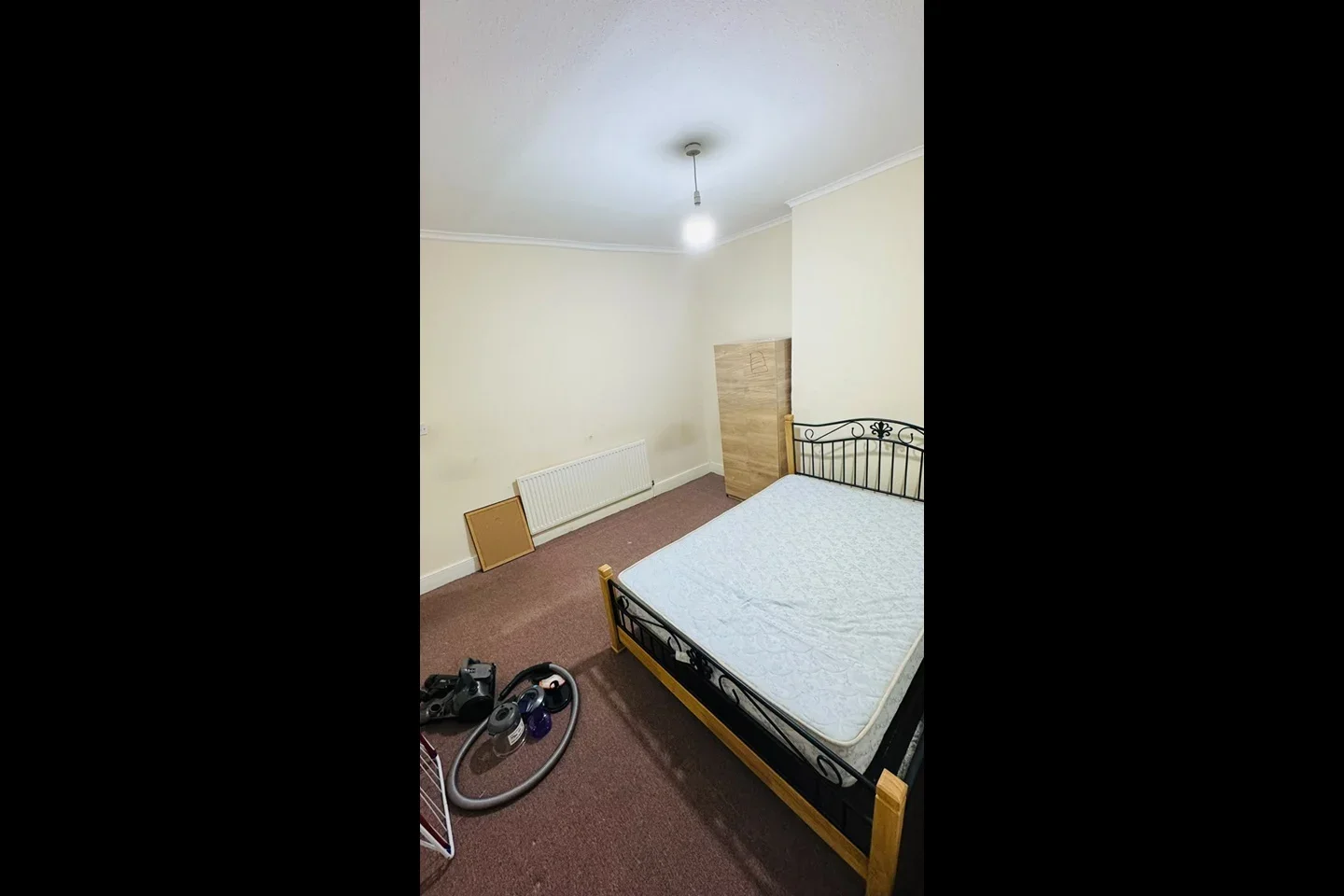 Room Harold Road in Greater London