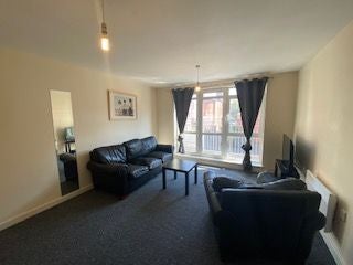 Flat Greyfriars Road in Coventry