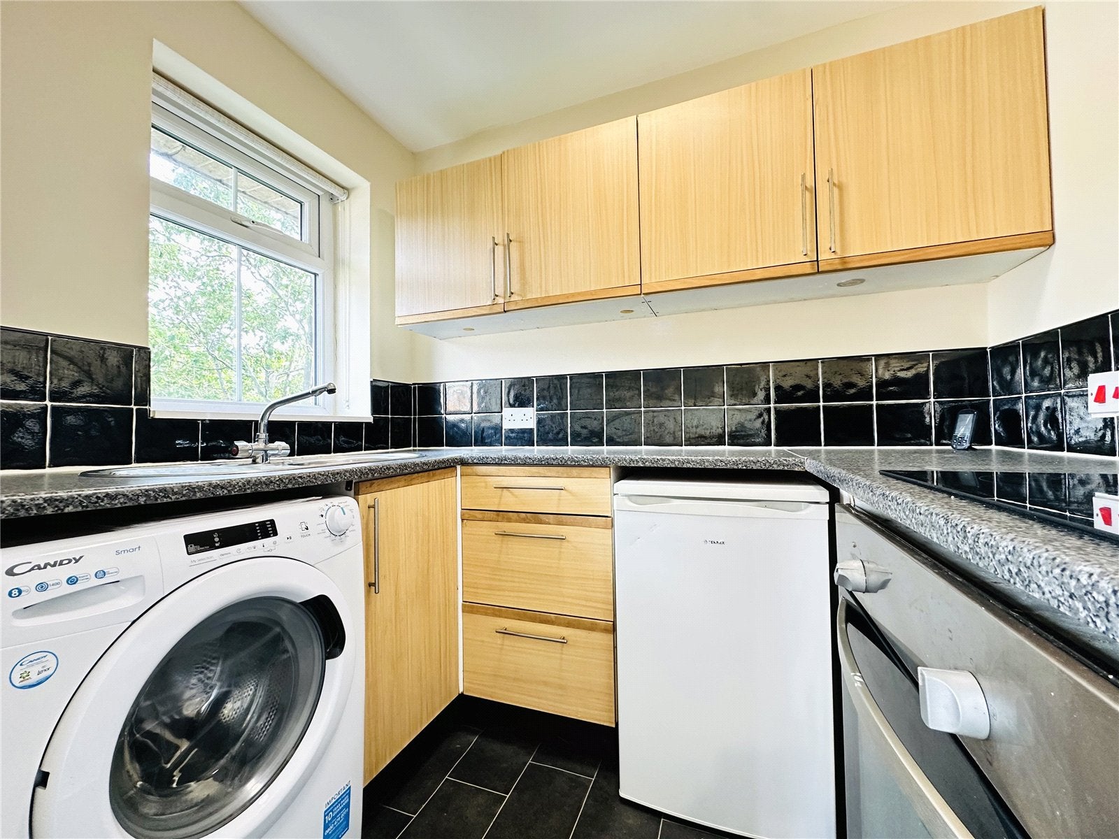 Flat Abbeydale Grove in Leeds