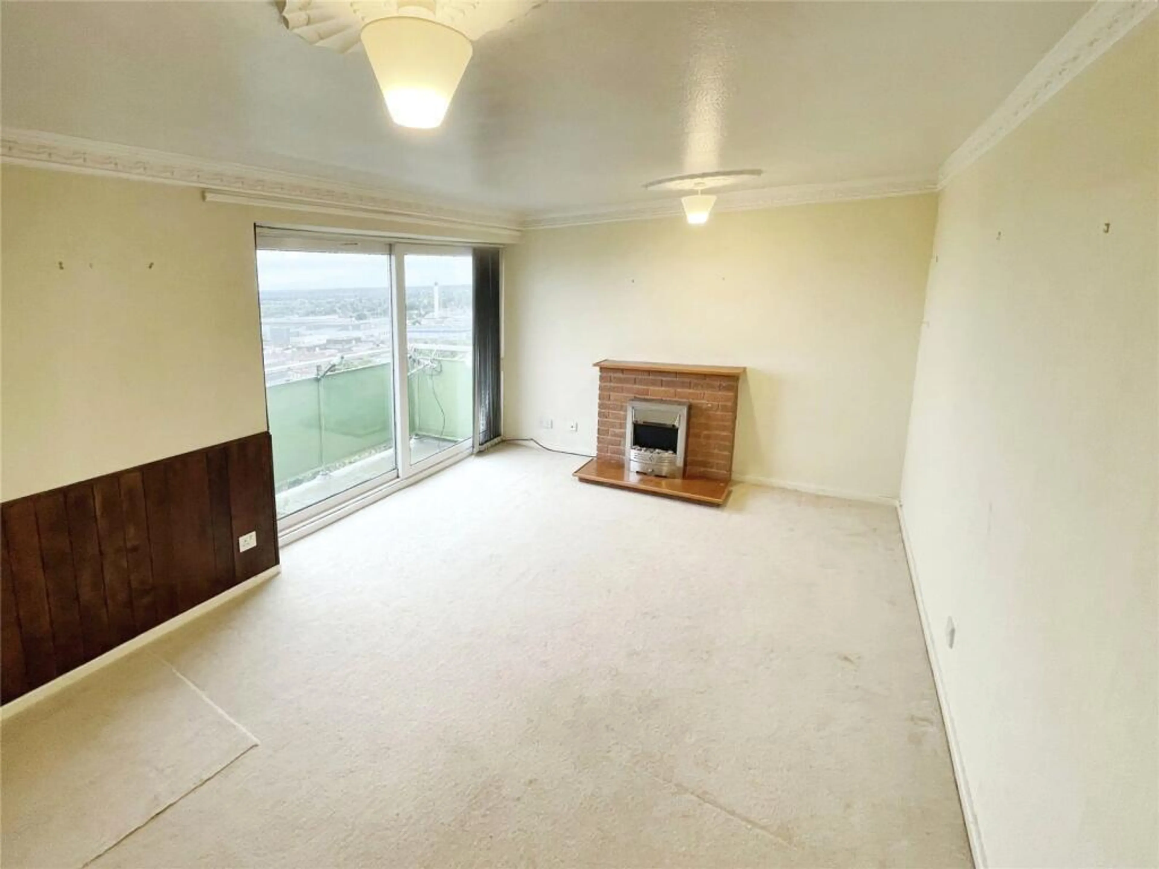 Flat Okement Drive in Wolverhampton