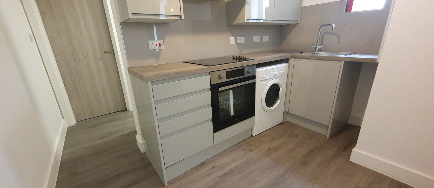 Flat Mundy Place in Cardiff