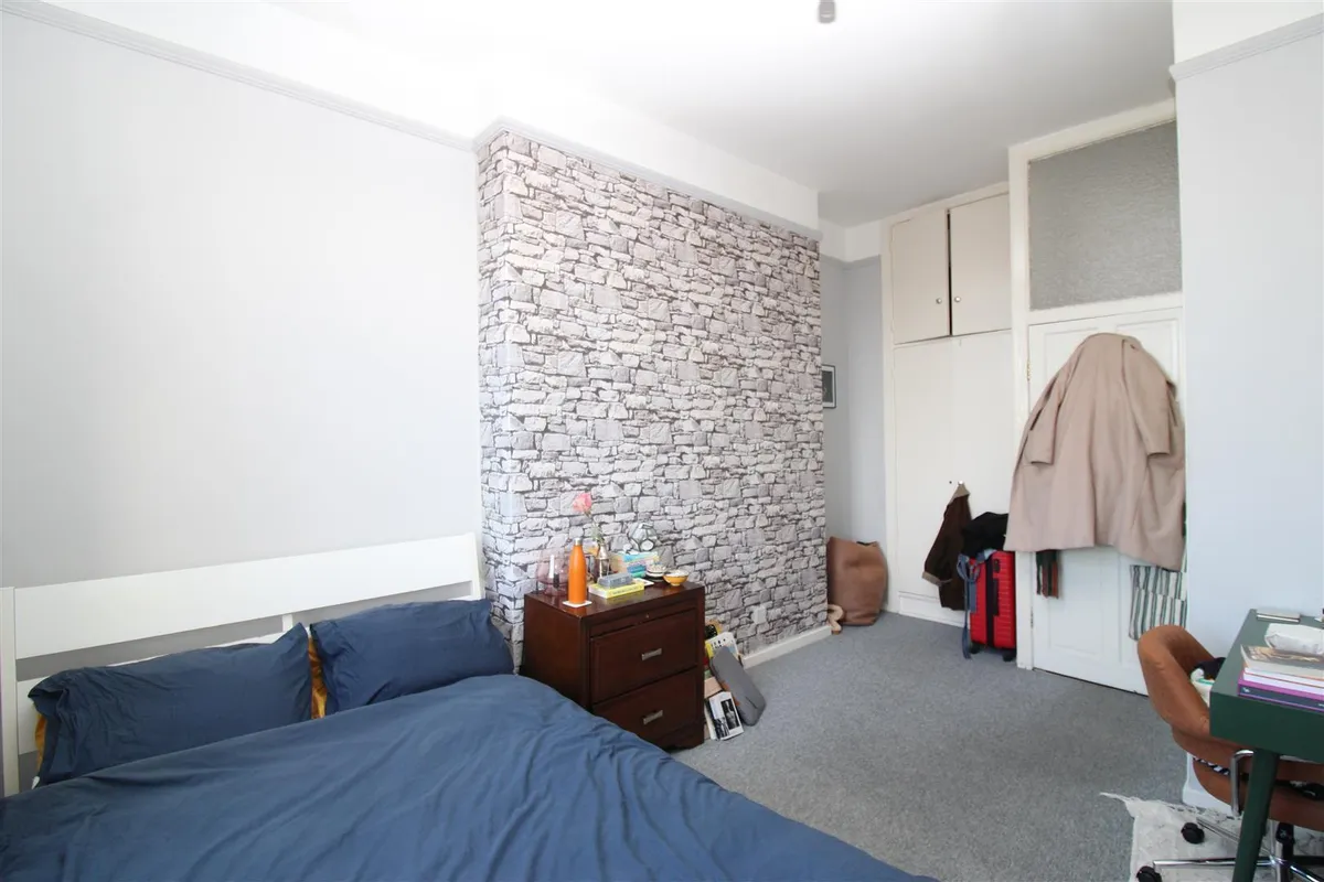 Flat Norfolk Terrace in Brighton