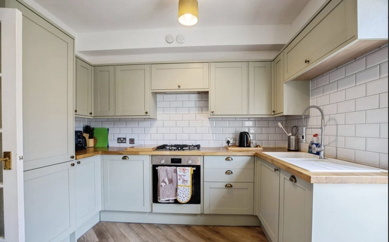 Flat Vanbrugh Fields in Greater London