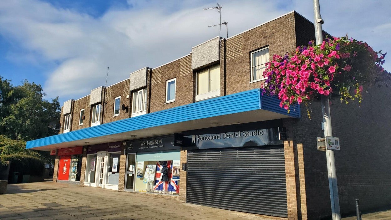 Properties to rent in Colnbrook With Poyle, Ponteland | rentaroof