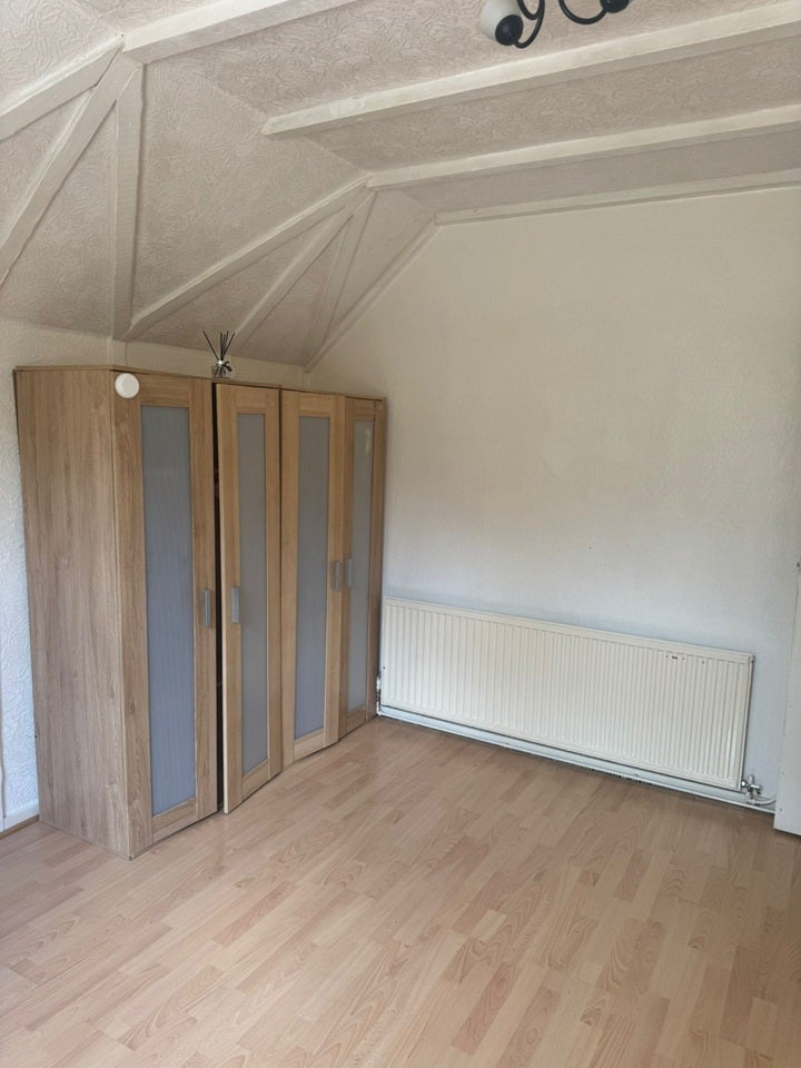 Room Torridge Road in Greater London
