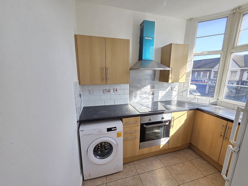 Flat Bromley Road in Greater London